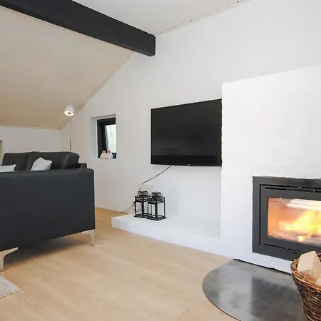 Duco - 300m From The Sea By Interhome Feriehus *